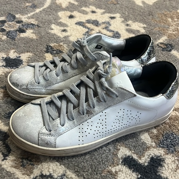 P448 Women's White and grey  Sneakers Shimmer Hologram and snake Print 38 - Picture 1 of 11